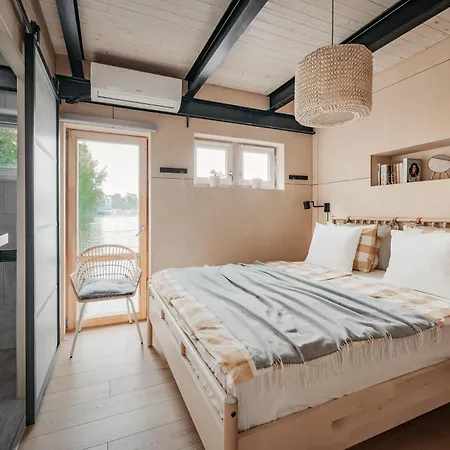 보트호텔 Houseboat Fred