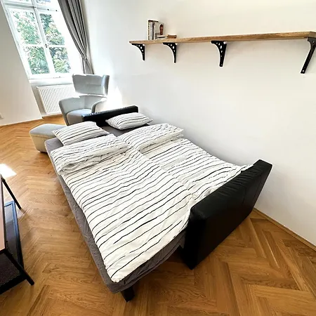 Black Eagle Apartment Prague