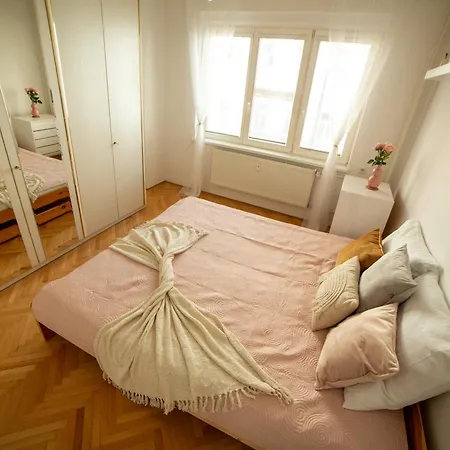 Apartment 212 - Boho In Next To City Center 5 Minutes To Wenceslas Square