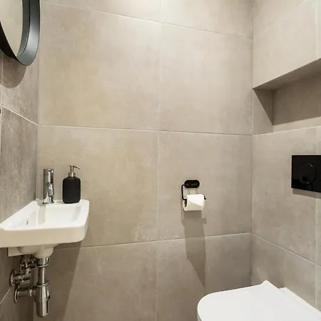 Apartment Luxury Kmochova