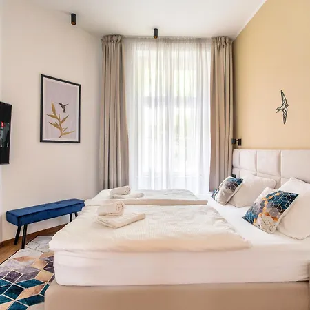 Apartment Luxury Kmochova *