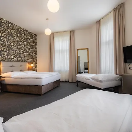 Ea Victoria 4* Praga