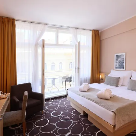 Hotel Amarilis