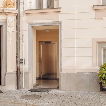 Magnificent Historical Penthouse In The Heart Of * Prague
