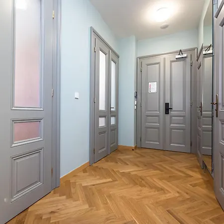 Wishlist Residences - Vinohrady Apartment Prague