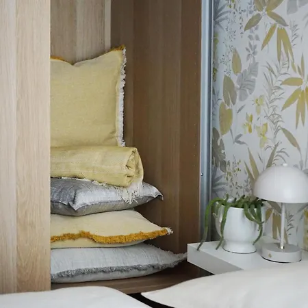 Krasny Apartman U Centra Prahy *