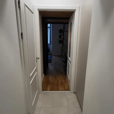 Endless Jecna Apartment *