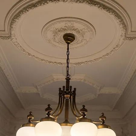 Alqush Downtown 4* Prag