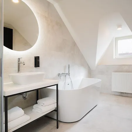 Aparthotel Nobilis 4*