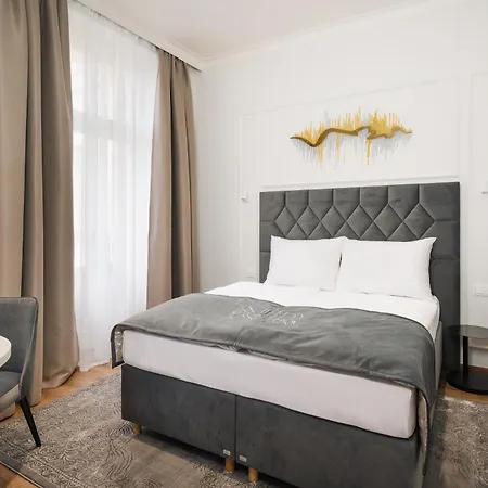 Lägenhetshotell Nobilis 4*