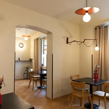 Sir Toby's Midtown Hostel Prague