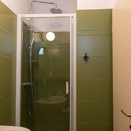 Hostel Sir Toby's Midtown Prague