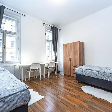Kamenicka 23 Appartamento Praga