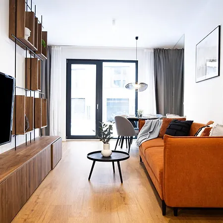 Scandinavian - Private Garden Apartment Prague