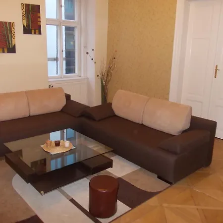 Mivos Apartment *