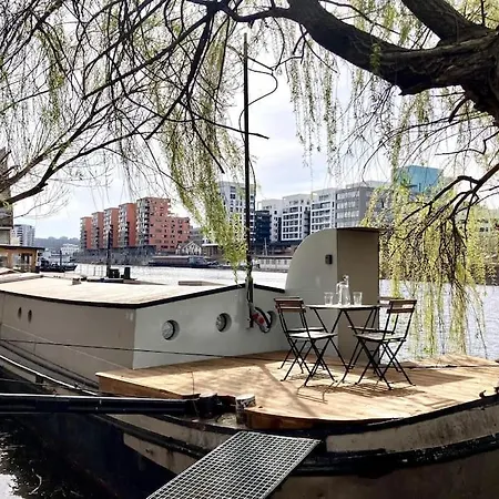 On Boat, Privat Pier, Free Parking Botel *