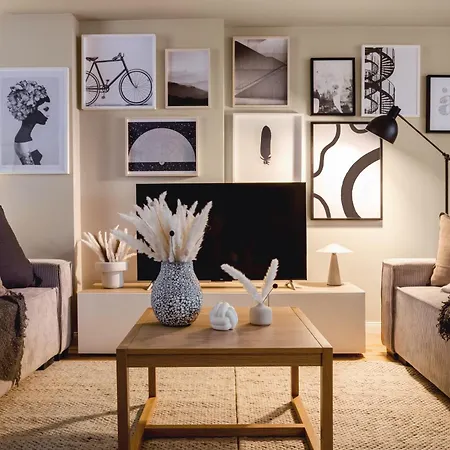 Apartment Turnkey I Karlin Square Prague