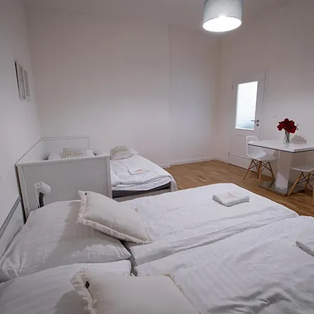 Helen New Chain Florenc Apartment Prague
