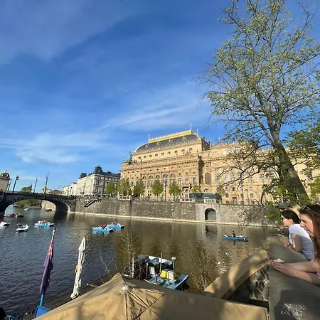 River View Manes Апартаменты *