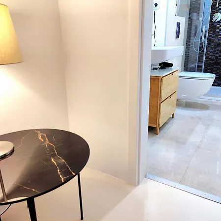 Apartment With Private Courtyard