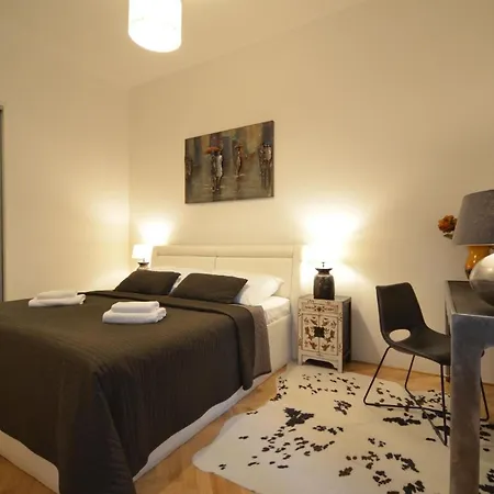 Grand Luxury - Sammlung Hastalska Apartment Prague