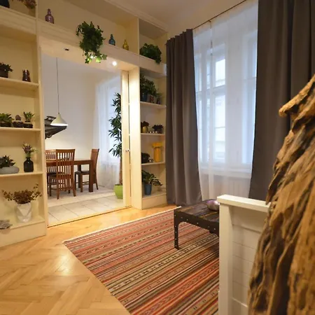 Apartment Grand Luxury - Sammlung Hastalska Prague