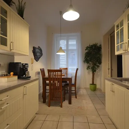 Grand Luxury - Sammlung Hastalska Apartment Prague