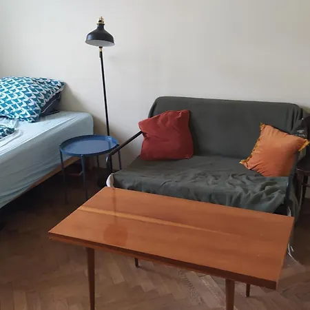 Spacious In 6 Near Center Alloggio in famiglia