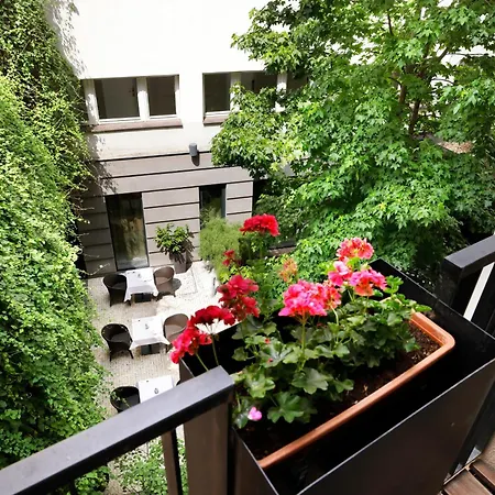 Prokop Square Hotel