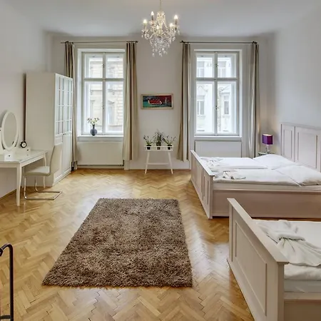 Charles Bridge Premium Residence Aparthotel 4*