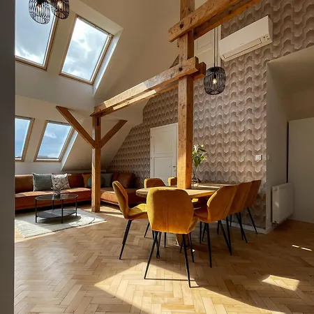 Stupartska - Attic Old Town Aparthotel *