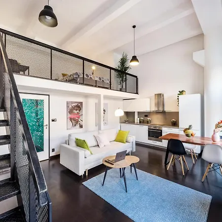 Apartment 2-level On Krizikova Near The Metro