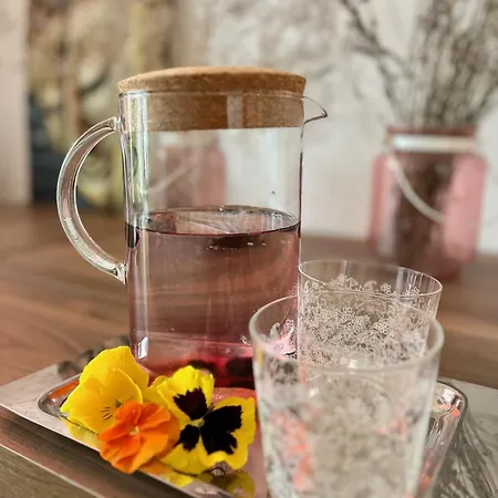 Homestay Romantic Stay Overlooking Prague *
