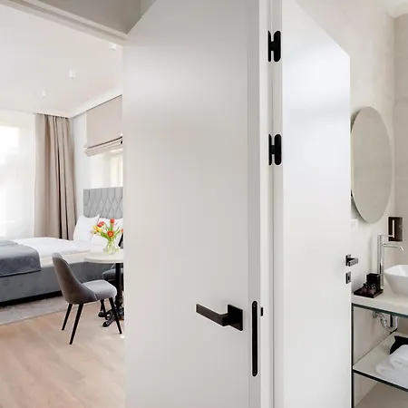 Nobilis Lägenhetshotell 4*