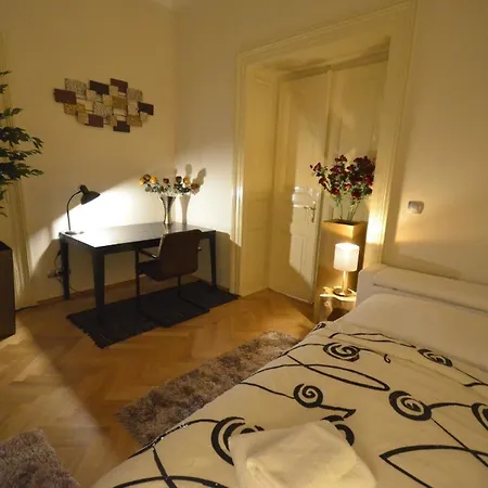 Fuer 3 Personen Und 2 In Apartment