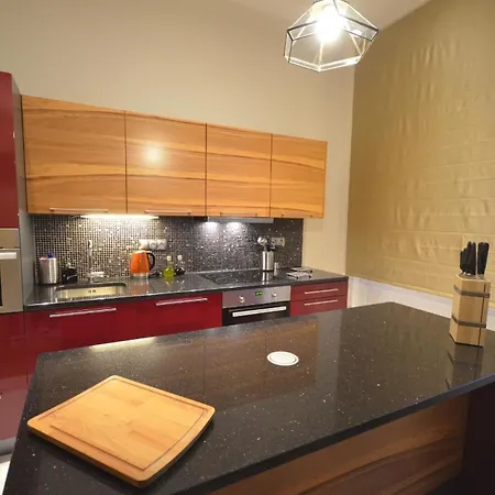 Apartment Fuer 3 Personen Und 2 In *