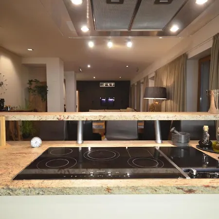 Apartment Gemuetliches Fuer 8 Personen In