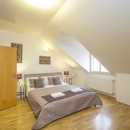 Old Town Terrace Apartment
