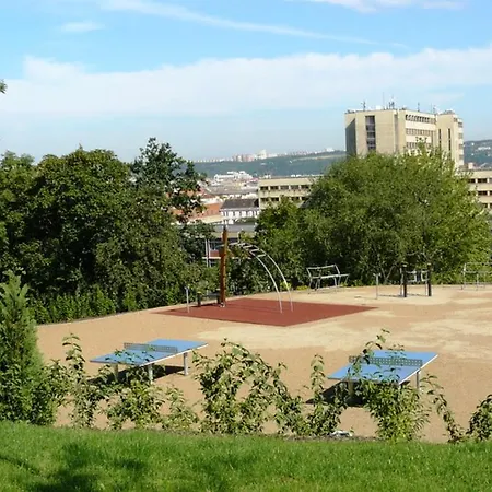 Modern Riegrovy Sady Apartment Prague