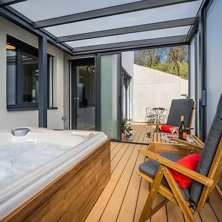 Romantic Wellness Apartment