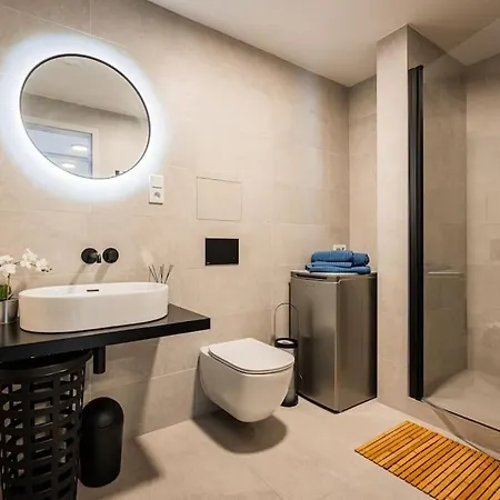 Apartment Romantic Wellness *