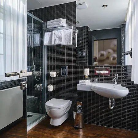 Hotell Perla Prag