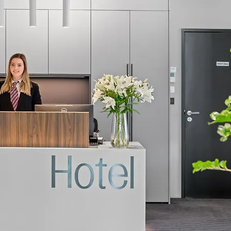 Hotel Dancing House - Tancici Dum 4*