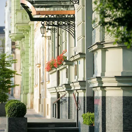Mamaison Riverside Prague