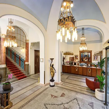 Szálloda Paris