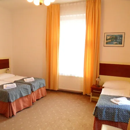 Szálloda Atos 3*