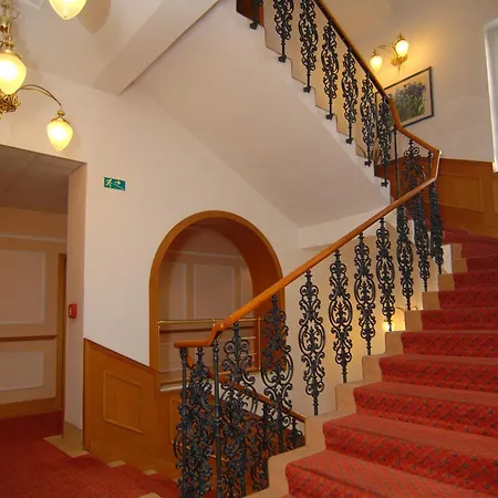 Hotel Opera