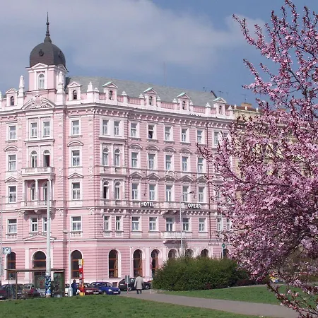 Hotel Opera