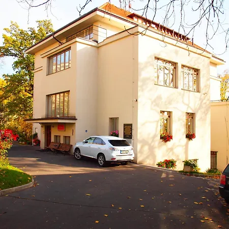 Jana - Domov Mladeze