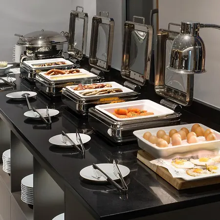Hotel Mamaison Downtown 4*